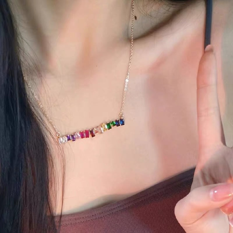 Bunte Unregelmäßige Kristallhalskette | Shop Nory