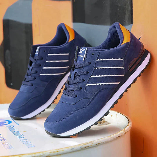 Klassische Herrensneaker