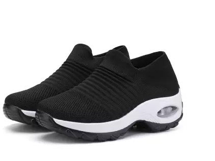 Damen gestrickter Slip-On Sportsneaker mit luftgepolsterter Zwischensohle Shop Nory