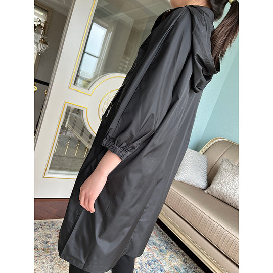 Damen Leichter Oversize-Regenmantel mit Kapuze, Zwei-Wege-Reißverschluss und verdeckten Reißverschlusstaschen Shop Nory