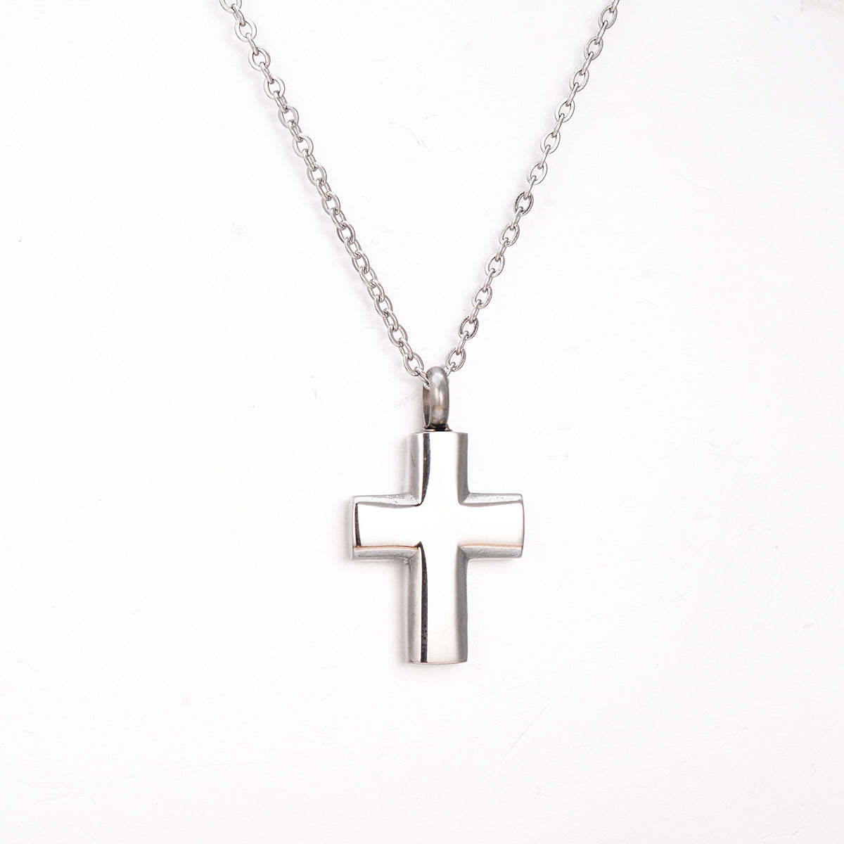 Damen Halskette mit glänzendem Kreuzanhänger Shop Nory