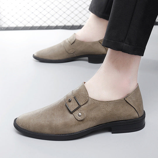 Herren eleganter Leder Slipper mit dekorativem Riemen