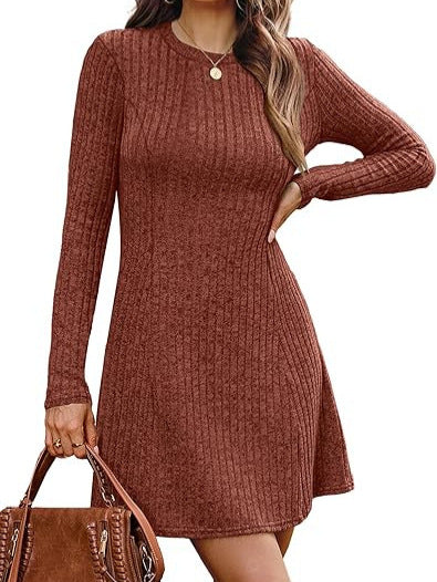 Damen Geripptes Strickkleid mit Rundhalsausschnitt und figurumspielender A-Linien-Silhouette Shop Nory