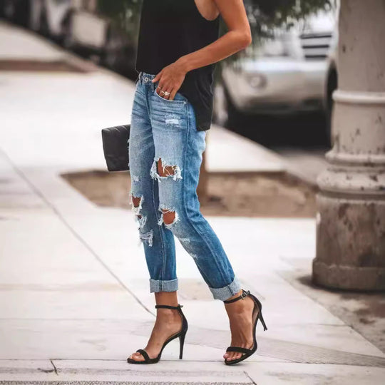 Damen Destroyed Boyfriend Jeans im lässigen Stil mit hohen Rissdetails