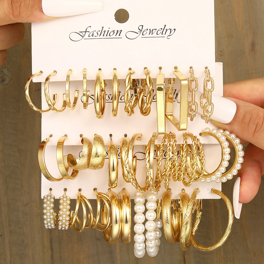Damen Ohrstecker-Set mit verschiedenen eleganten Designs und Perlenelementen Shop Nory