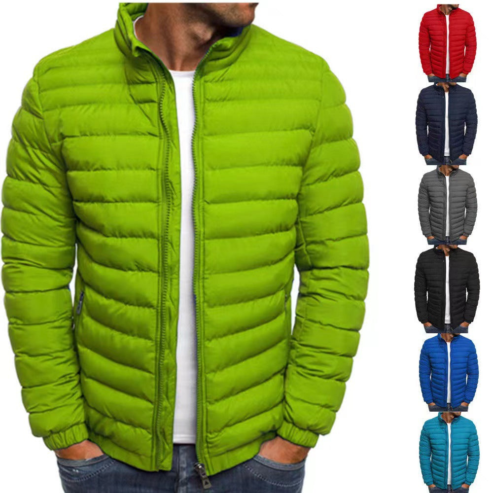 Herren leichte Steppjacke mit hohem Kragen und optimaler Isolierung