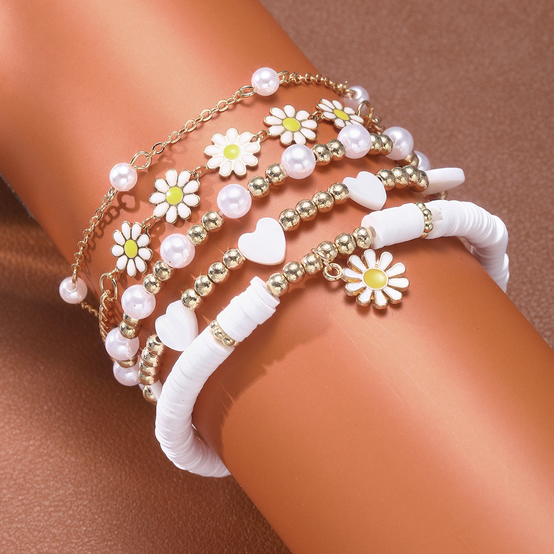 Damen Armband Set mit floralen und perlenden Akzenten Shop Nory