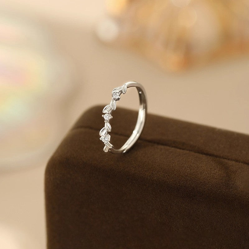 Damen Eleganter und filigraner Silberring mit Zirkonia-Steinen Shop Nory