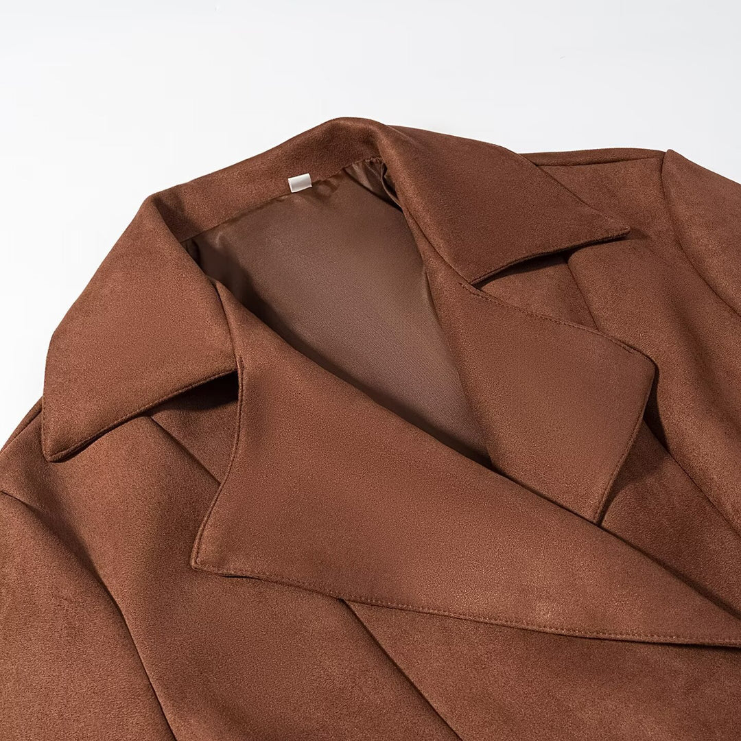 Damen Kurzjacke im Veloursleder‑Look mit Taillengürtel und großem Revers Shop Nory