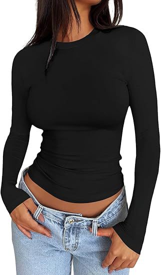 Damen Körpernahes Langarmshirt im Cropped-Look mit verlängerten Ärmeln und Daumenloch Shop Nory