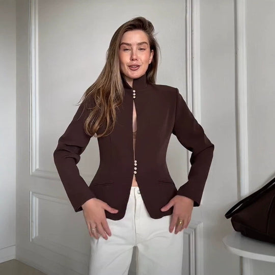 Damen Taillierter Blazer mit Stehkragen und Perlenknopf-Leiste Shop Nory