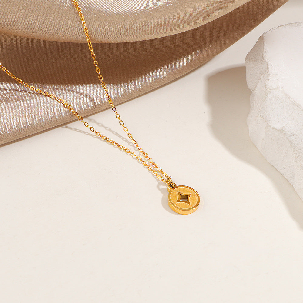 Damen Minimalistische Gold Charm Halskette Shop Nory