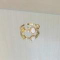 Damen Offener Ring mit strukturierter Oberfläche und elegantem Edelstein Shop Nory