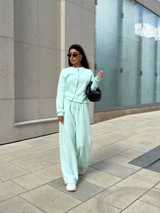 Damen Zweiteiliges Loungewear-Set mit verdeckter Druckknopf-Cardigan und weiten High-Waist Jogpants Shop Nory