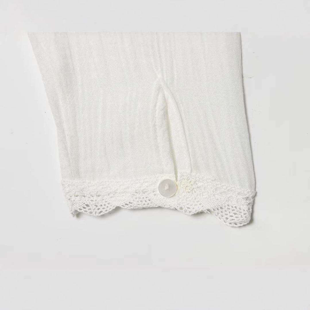 Damen Romantische Spitzenbluse mit Spitzenpasse, Taillenband und durchgehender Knopfleiste Shop Nory