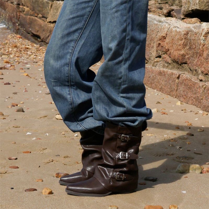 Damen Mid-Calf Stiefel mit spitzer Zehenpartie, dreifachen Zierschnallen und leichtem Blockabsatz Shop Nory
