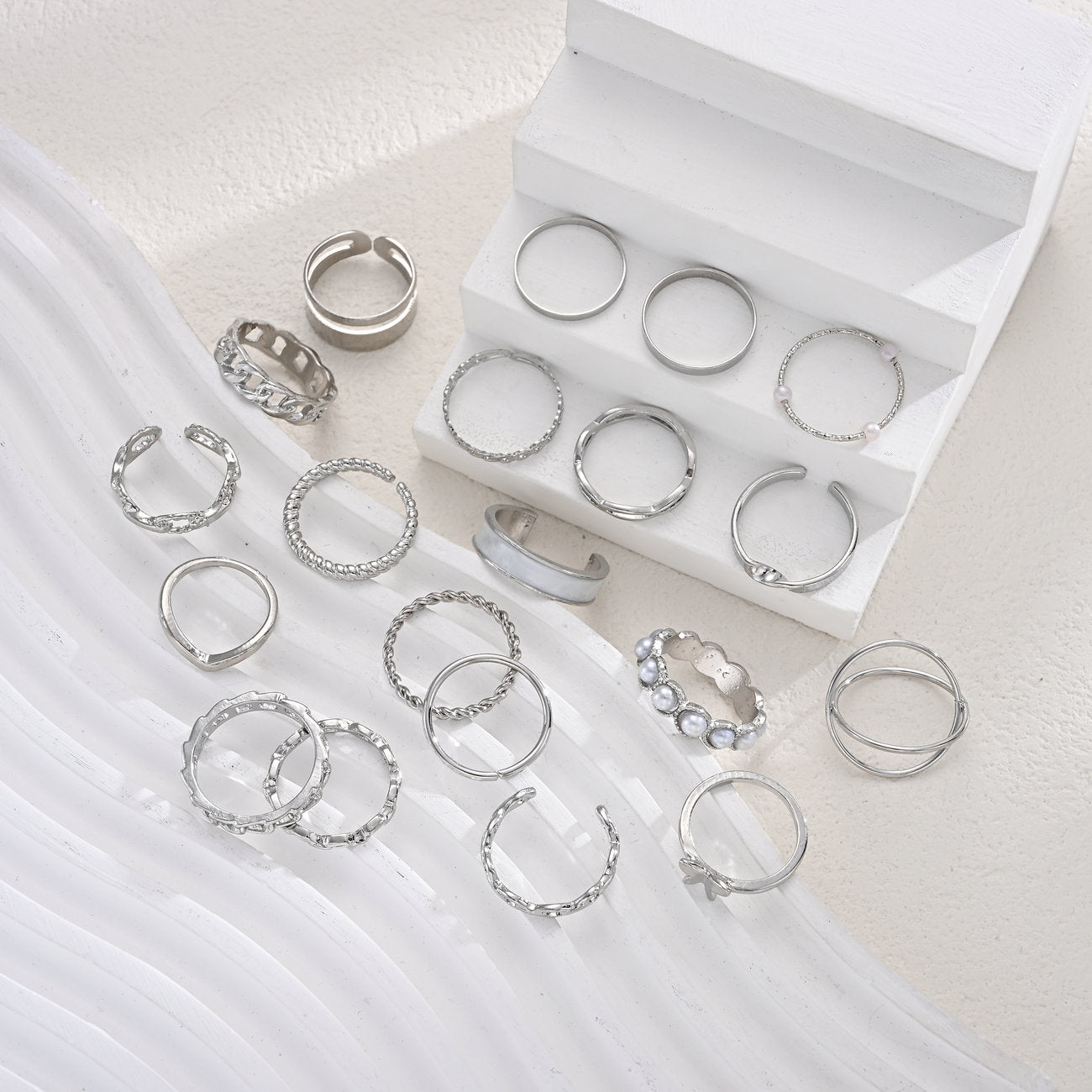 Damen Ring-Set mit variierenden Designs und elegantem Finish Shop Nory
