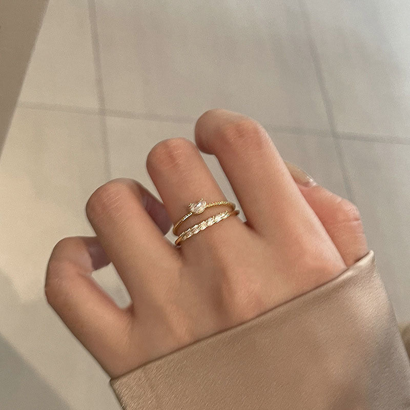 Damenring mit elegantem Zirkonia-Besatz und filigranem Design Shop Nory