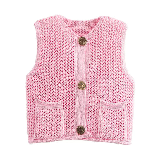Damen gehäkelte Strickweste mit großen Zierknöpfen und Aufsatztaschen Shop Nory