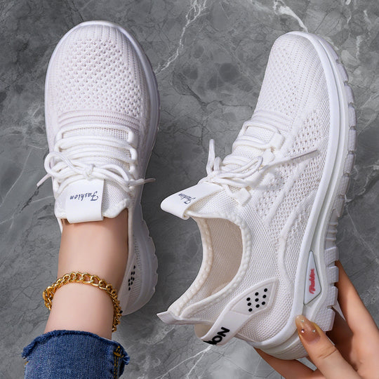 Damen nan sockenähnlicher Strick-Fit Sneaker mit elastischer Schnürung, gelochter Fersenverstärkung und dämpfender Plateau-Sohle Shop Nory