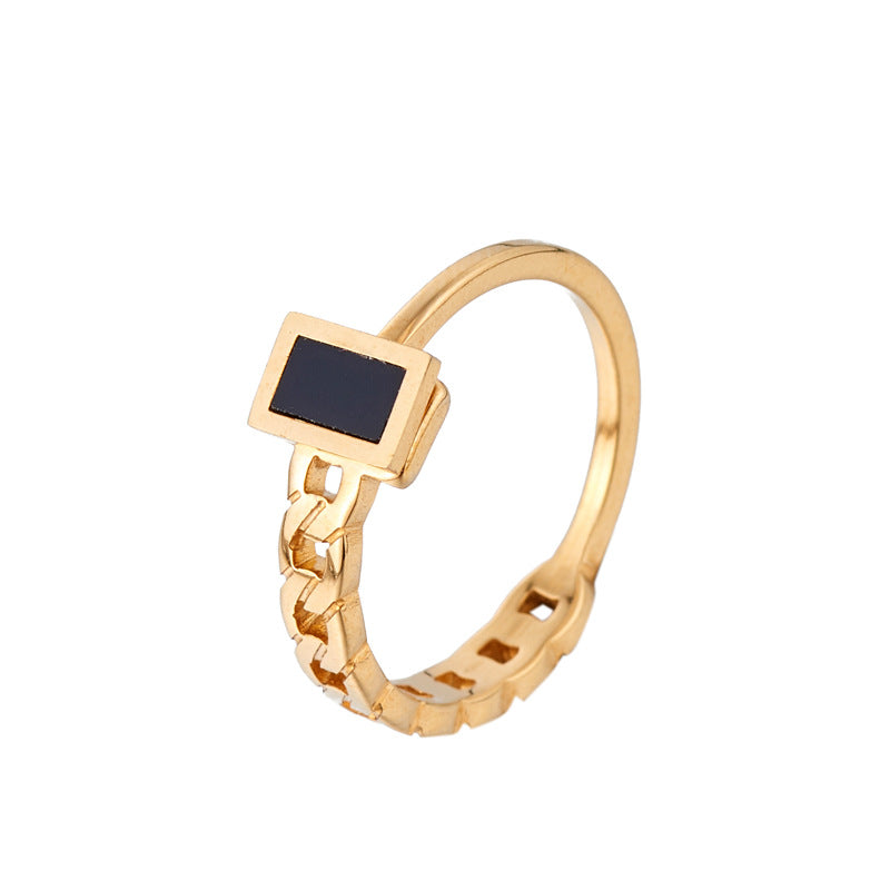 Damen Statement-Ring mit strukturierter Kette und schwarzem Anhänger Shop Nory