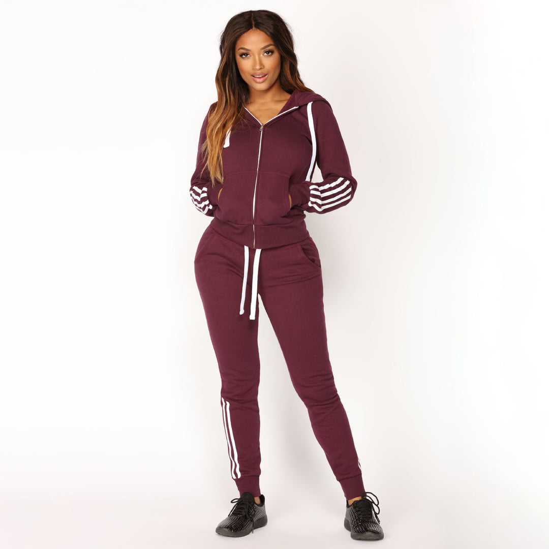 Damen sportliches Zip-Hoodie und Slim-Jogger-Set aus French-Terry mit kontrastierenden Streifen Shop Nory