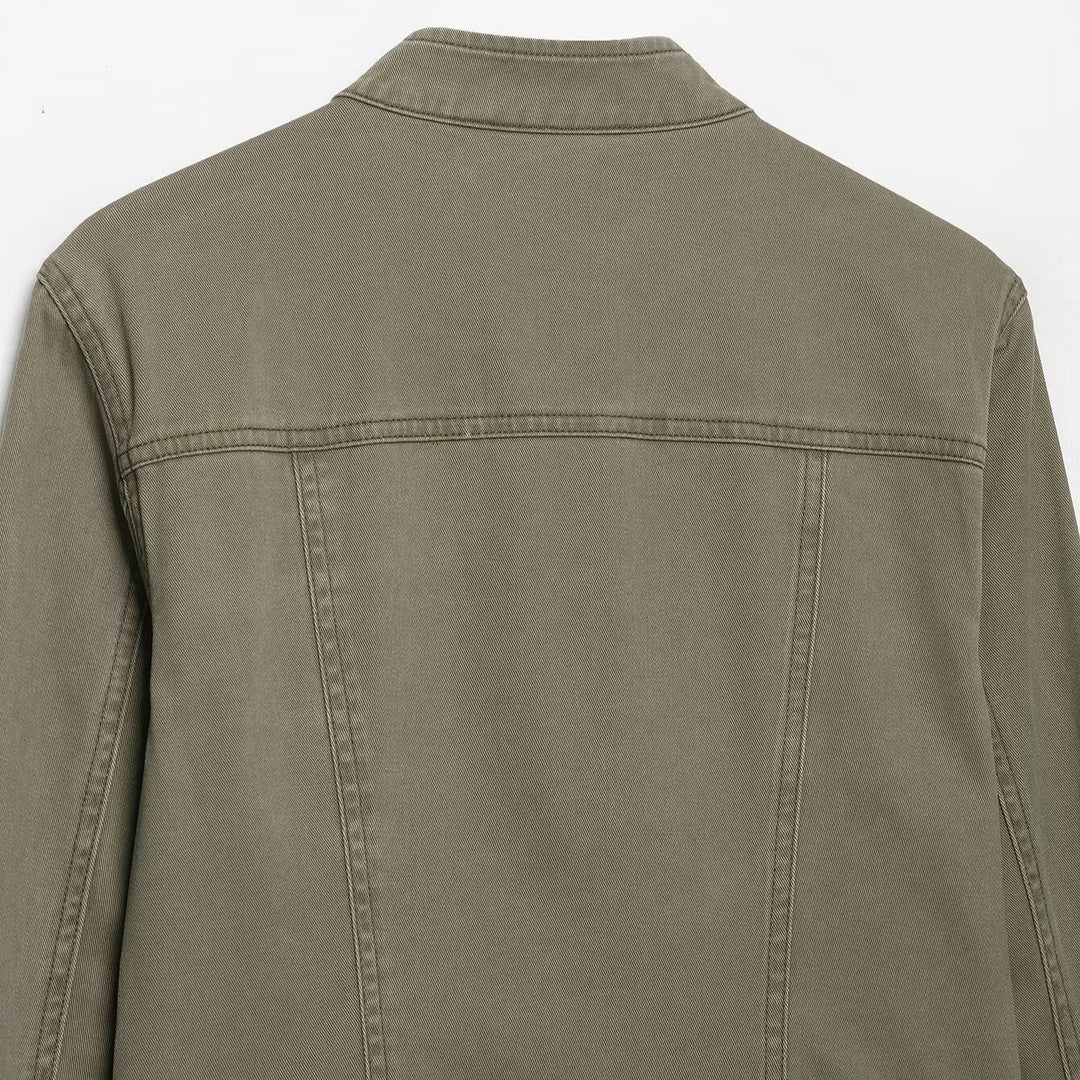 Damen Military-inspirierte Kurzjacke mit Stehkragen, Zierpatten und Reißverschluss Shop Nory