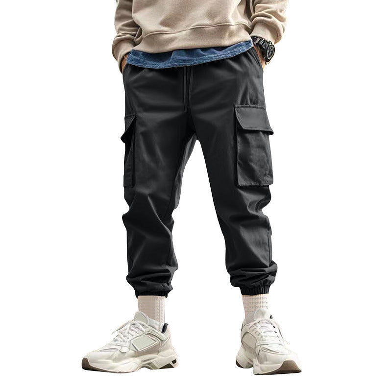 Herren Tapered Cargo-Jogginghose mit Kordelzug, aufgesetzten Klappentaschen und elastischen Bündchen Shop Nory