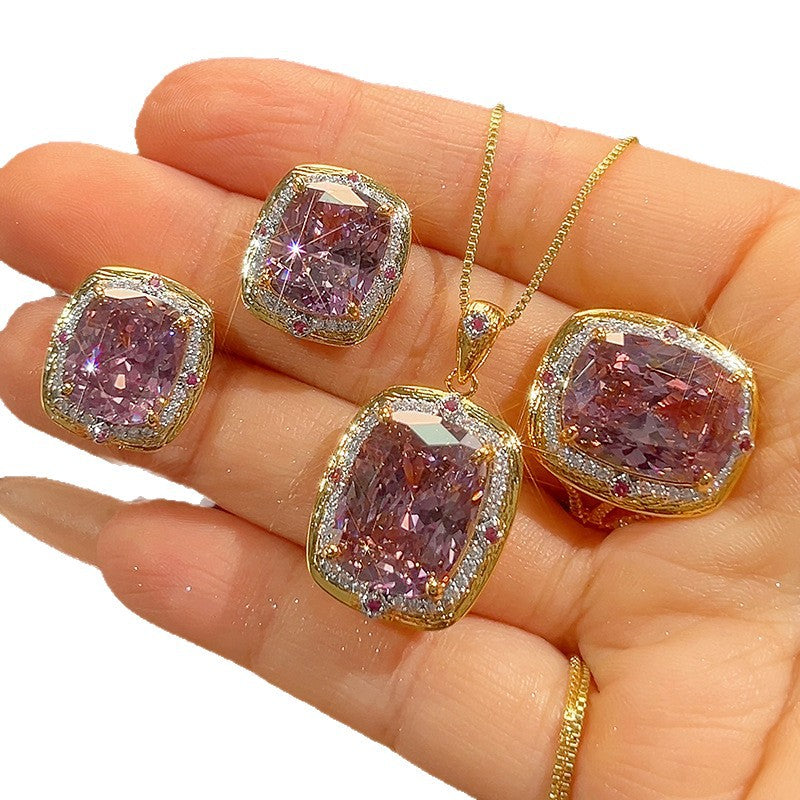 Kissen-Cut Edelstein Halo Anhänger Stud Ohrringe und Statement Ring Set Gold Vermeil