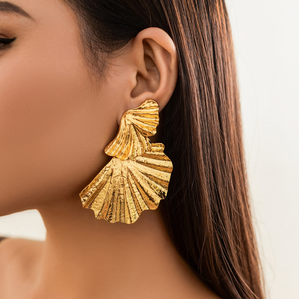 Damen Statement-Ohrstecker im eleganten Blüten Design