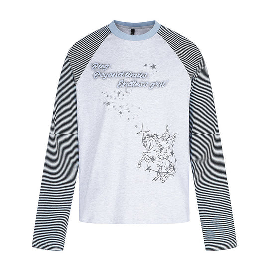 Damen Raglan-Langarmshirt im Astral-Motiv mit feinen Streifenärmeln und Relief-Print Shop Nory