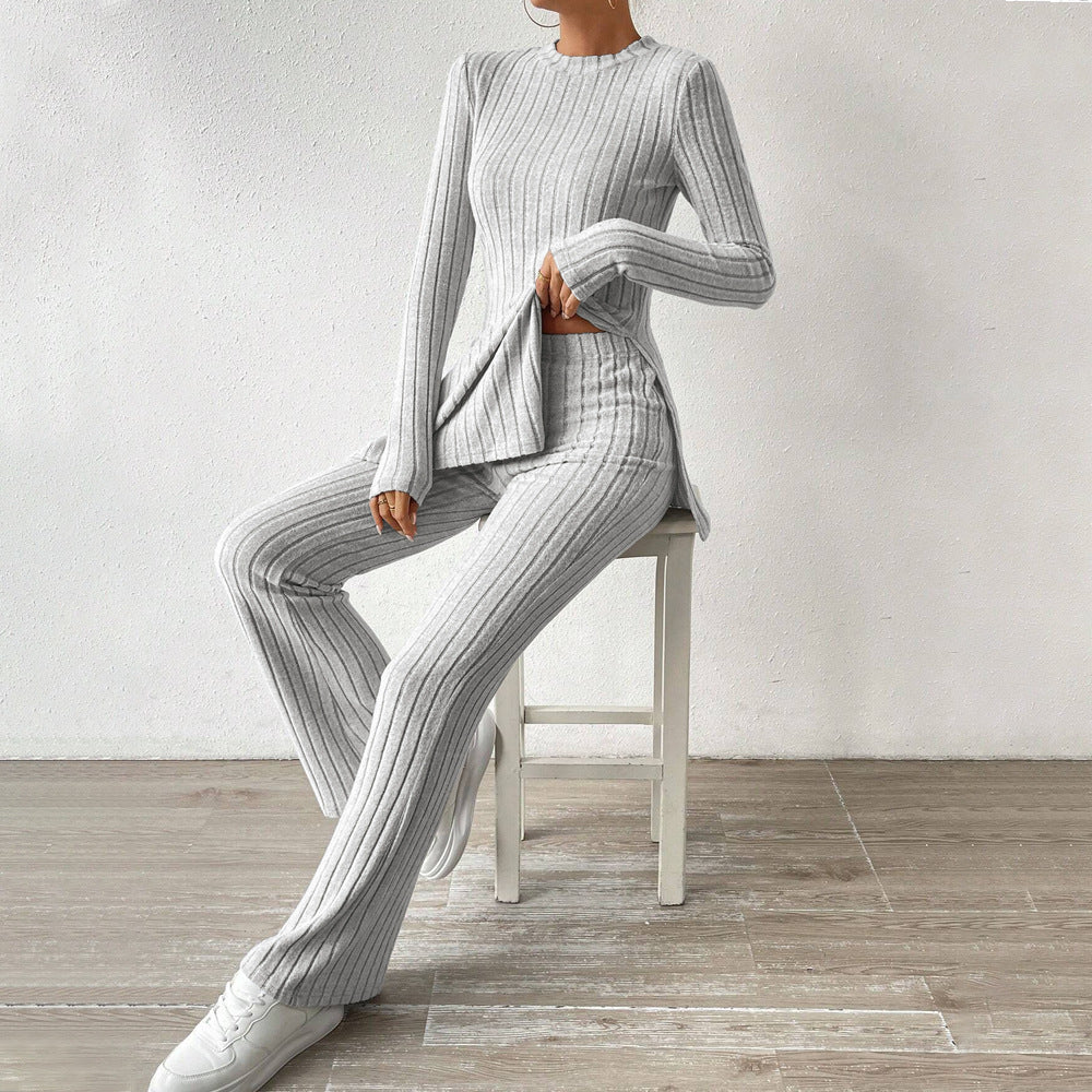 Damen geripptes Feinstrick-Lounge-Set mit seitlicher Saumschlitzen, figurbetontem Longsleeve und weitem Highwaist-Hose Shop Nory