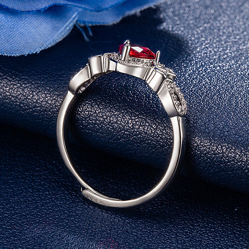 Damen herzförmiger Edelstahlring mit funkelnden Zirkonia Shop Nory
