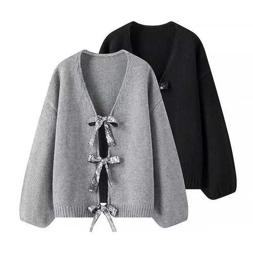 Damen Strickcardigan mit V-Ausschnitt und dreifachen Pailletten‑Schleifen Shop Nory