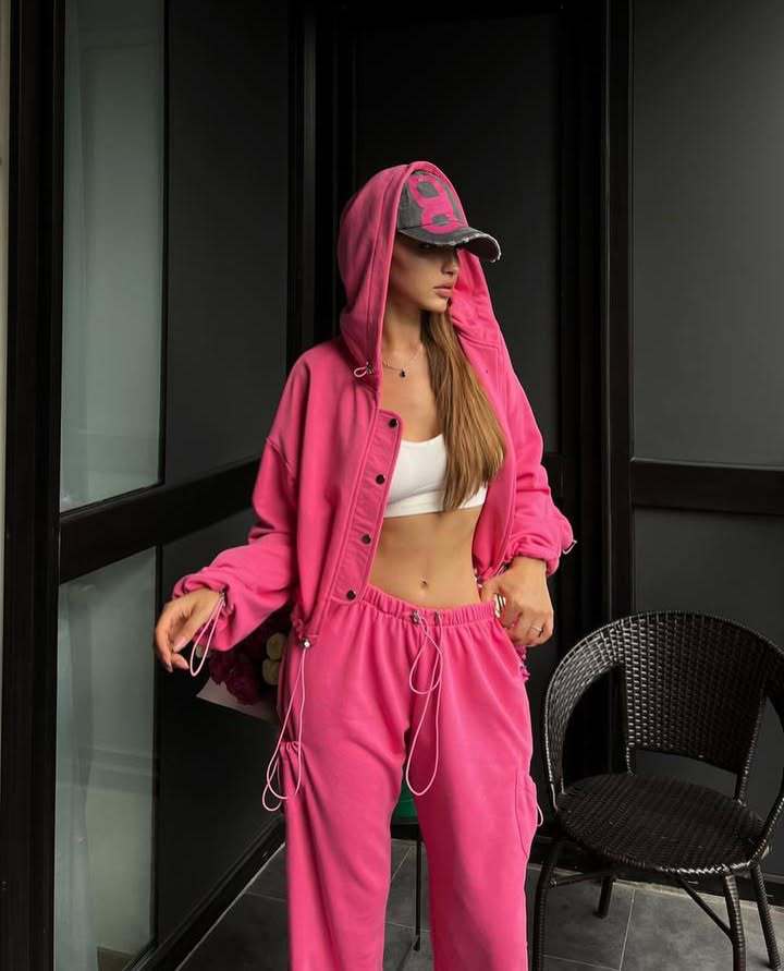 Damen Loungewear-Set mit Oversize-Kapuzenjacke und taillenhohen Sweatpants Shop Nory