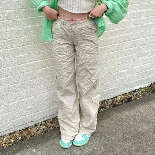 Damen Cargo-Hose mit weitem Schnitt und praktischen Seitentaschen