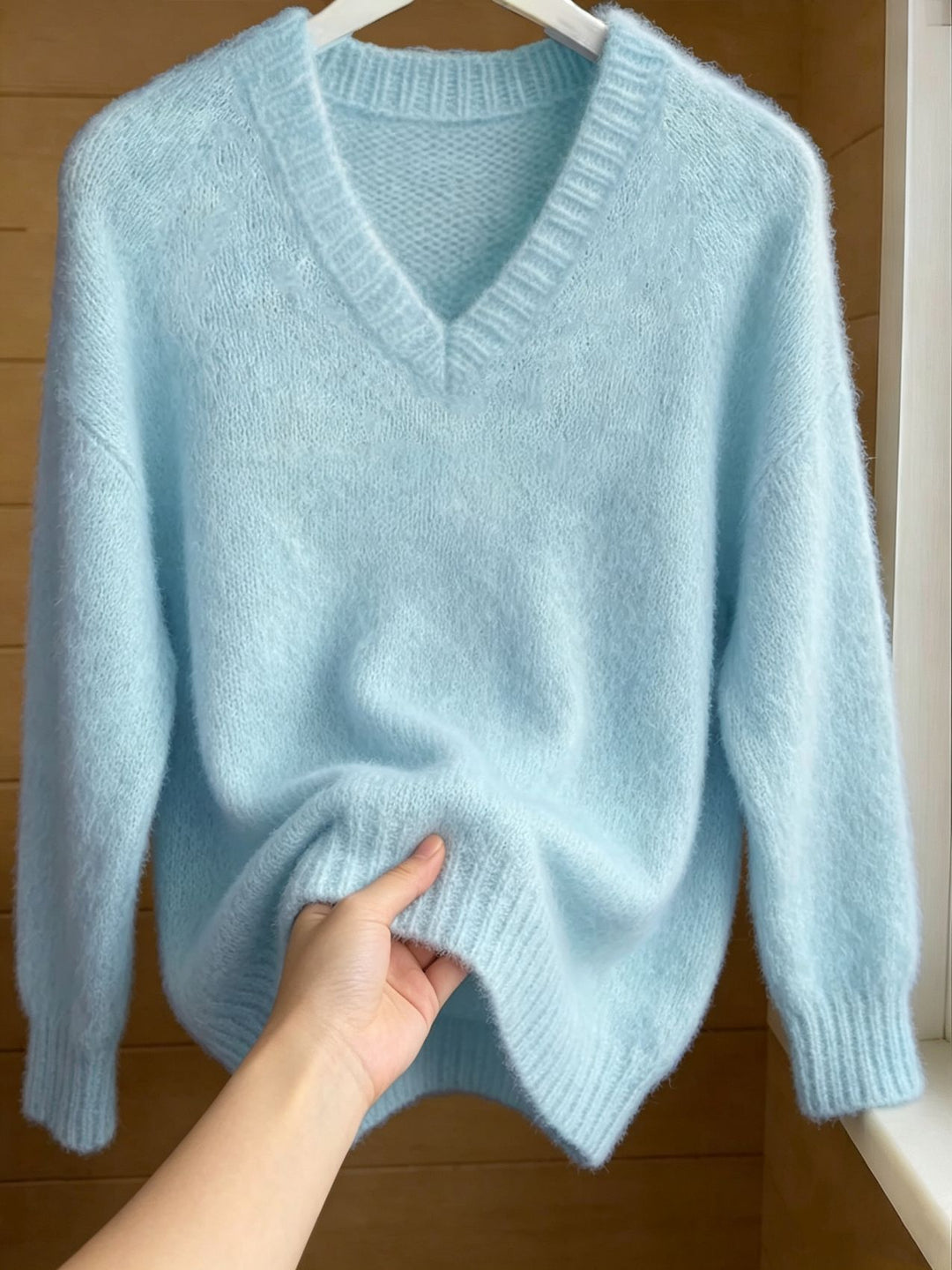 Damen Flauschiger Mohair-Mix Oversize-Pullover mit tiefem V-Kragen Shop Nory
