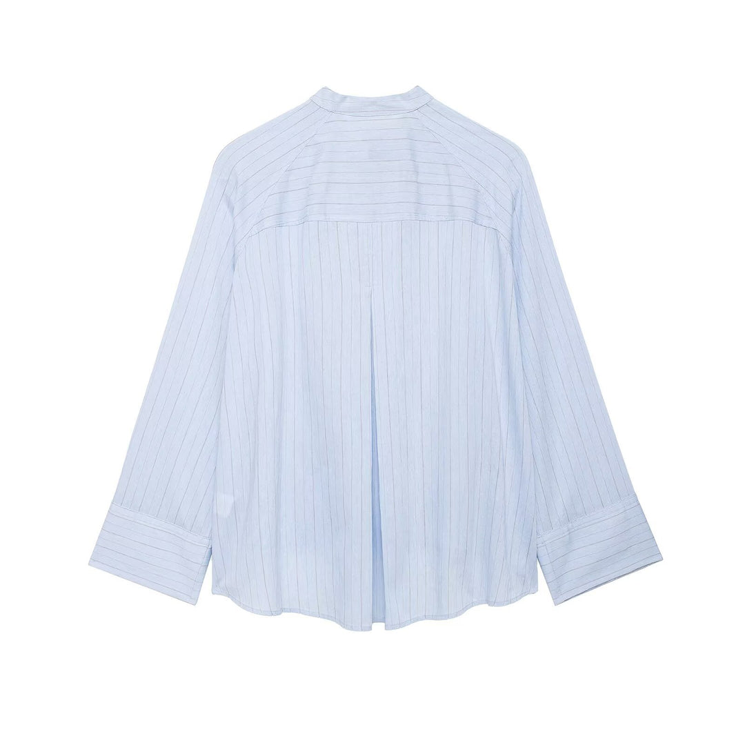 Damen Oversize-Hemdbluse mit Stehkragen, asymmetrischer Knopfleiste und hohem Saum Shop Nory