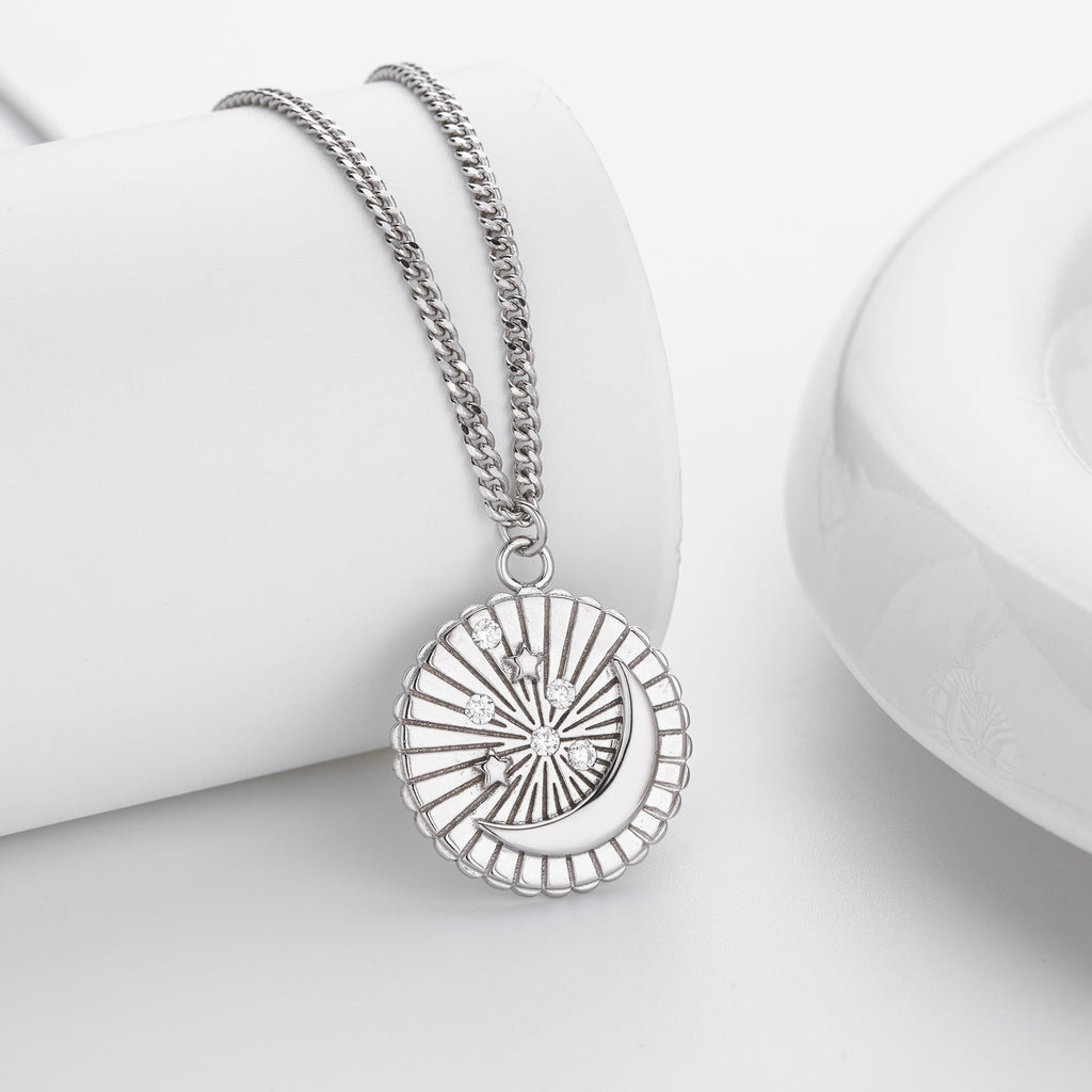 Damen Halskette mit einzigartigem Muschelanhänger aus 925er Sterlingsilber und funkelnden Zirkonia Shop Nory