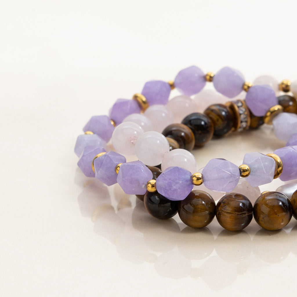 Damen Offenes Kettenarmband mit geschwungenem Design und stilvollen Akzenten Shop Nory