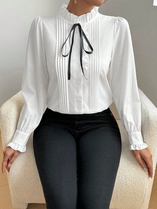 Damen Rüschenbluse mit Stehkragen, Längsfalten und Schleifenband Shop Nory