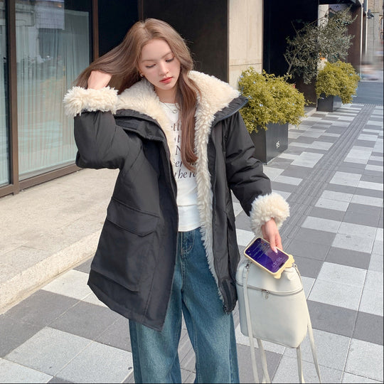 Damen nan urbaner Kurzparka mit Teddyfutter, großzügigen Pattentaschen und verdecktem Zwei-Wege-Reißverschluss Shop Nory