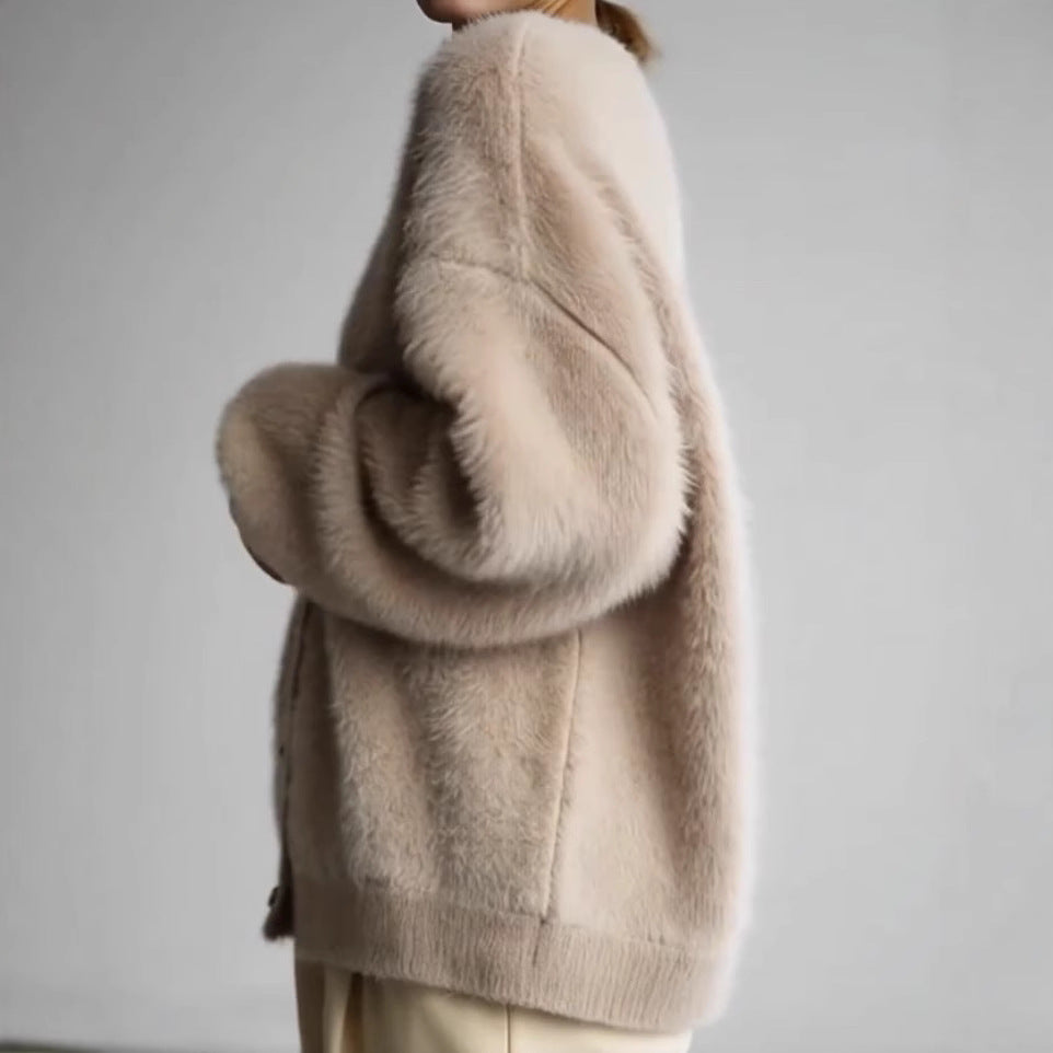 Damen Flauschiger Eyelash-Mix Oversize-Cardigan mit V-Ausschnitt und dekorativen Holzknöpfen Shop Nory