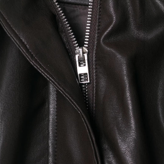 Damen Voluminöse Kunstleder-Capejacke mit hohem Stehkragen und Kordelzug Shop Nory