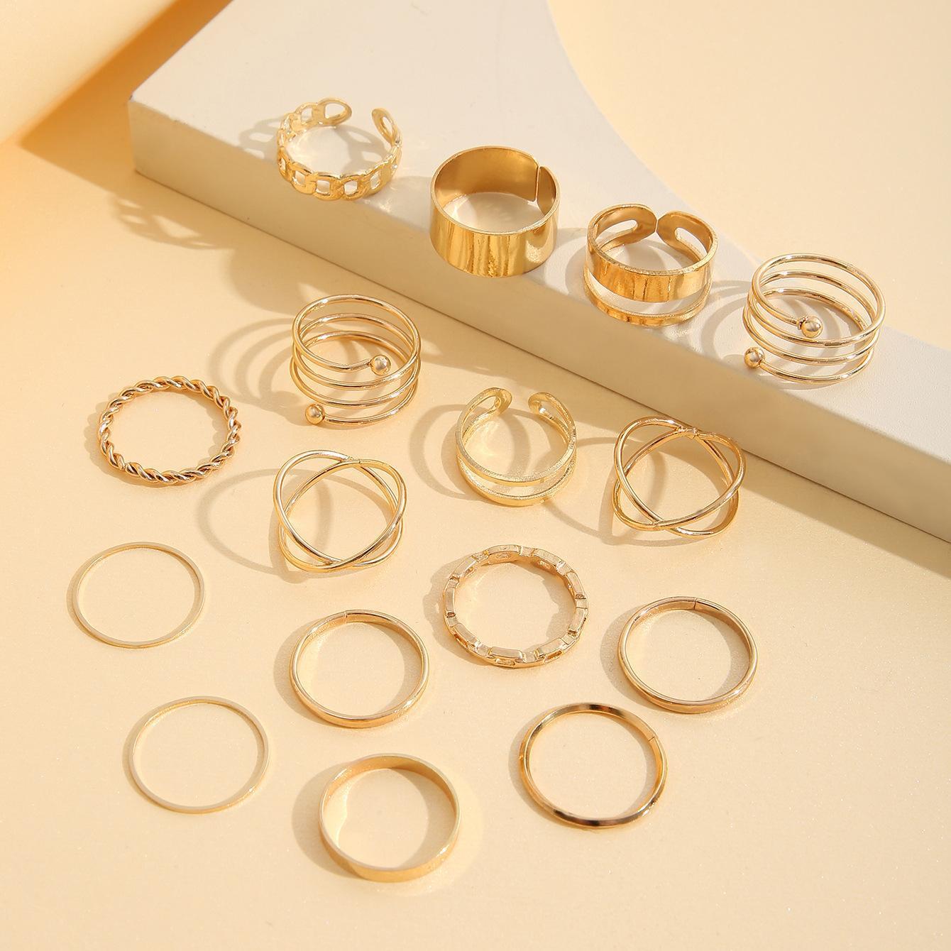 Damen Schmuckring-Set mit vielfältigen, modernen Designs Shop Nory