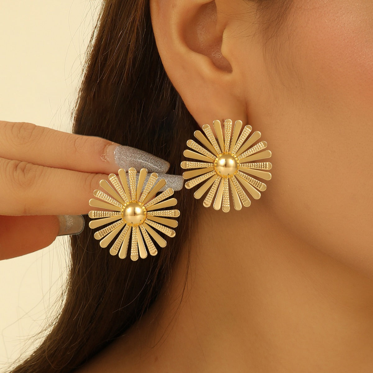 Damen Ohrringe im exklusiven Sonnenblumen-Stil Shop Nory