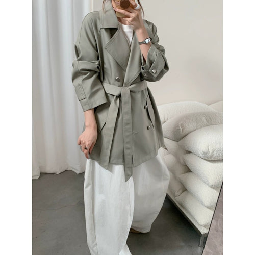 Damen Kurztrench mit weitem Schnitt, doppelreihigem Verschluss und Bindegürtel Shop Nory