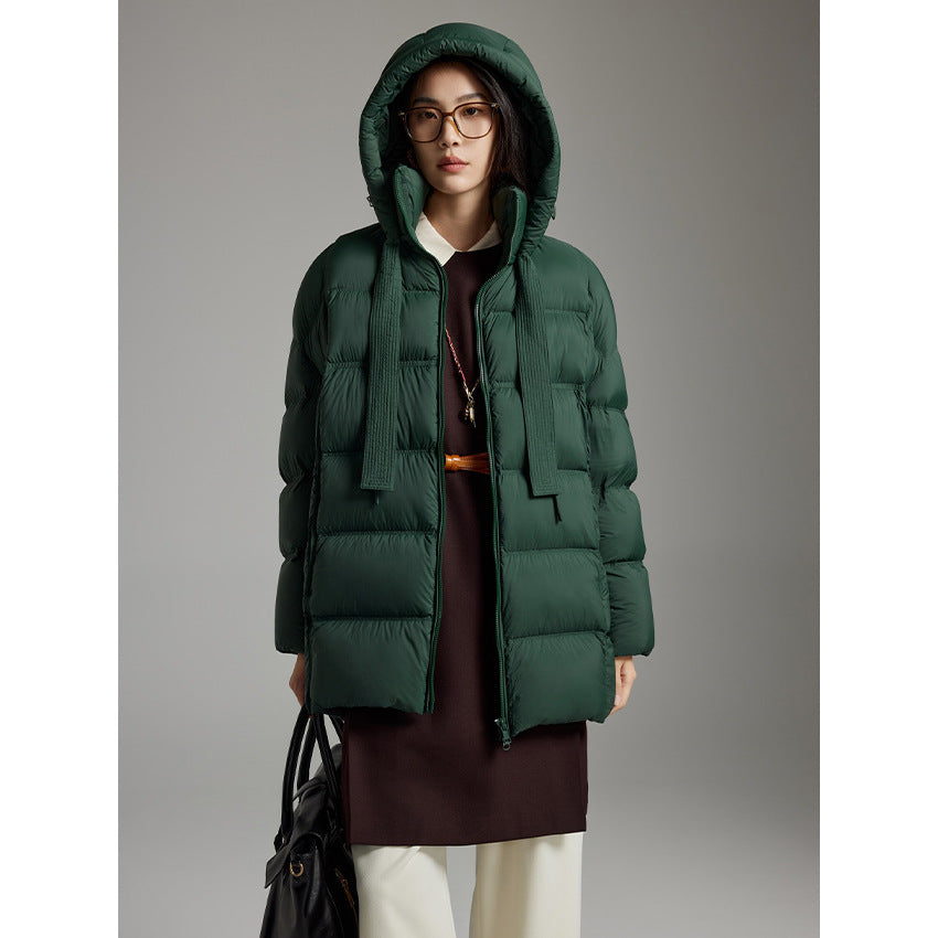 Damen Steppige wärmende Daunenjacke mit Kapuze und weiter Silhouette Shop Nory