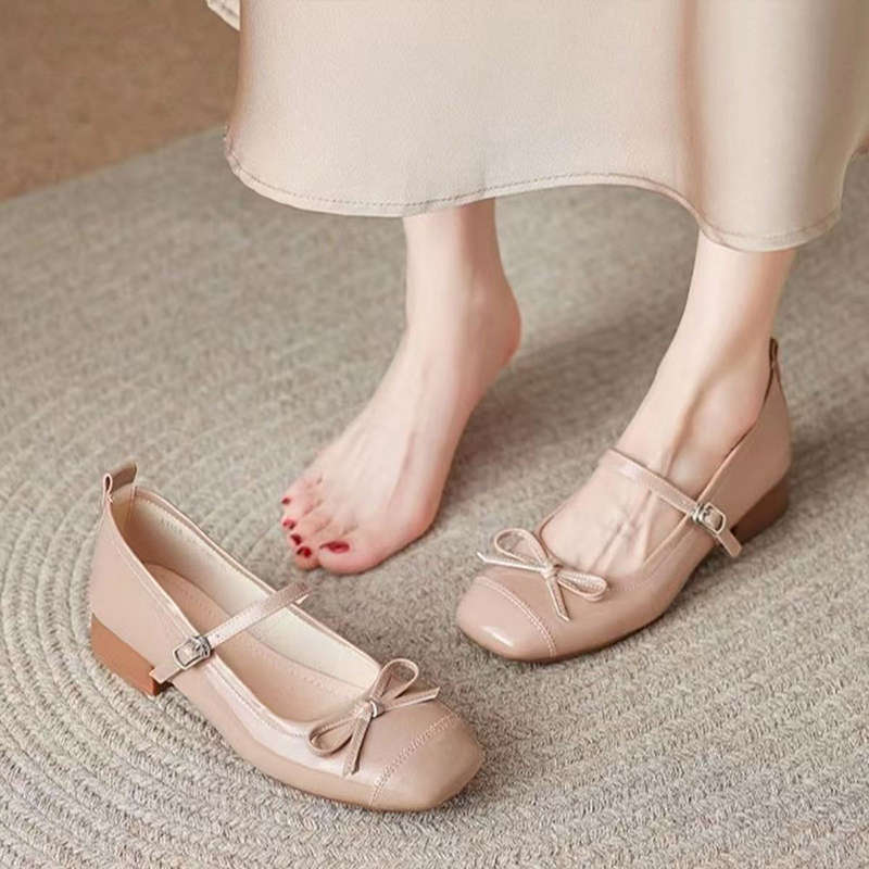 Damen Ballerinas mit dekorativem Riemchen und moderner Schleifenapplikation