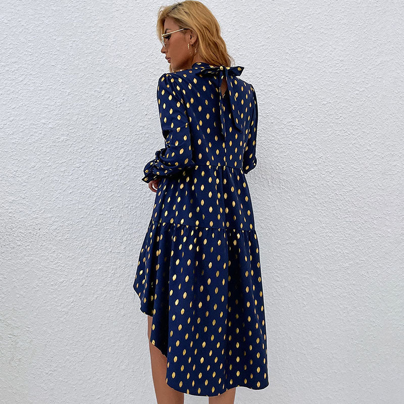 Damen Volant-Stufenkleid mit gerafftem Stehkragen und glänzenden Pünktchen Shop Nory